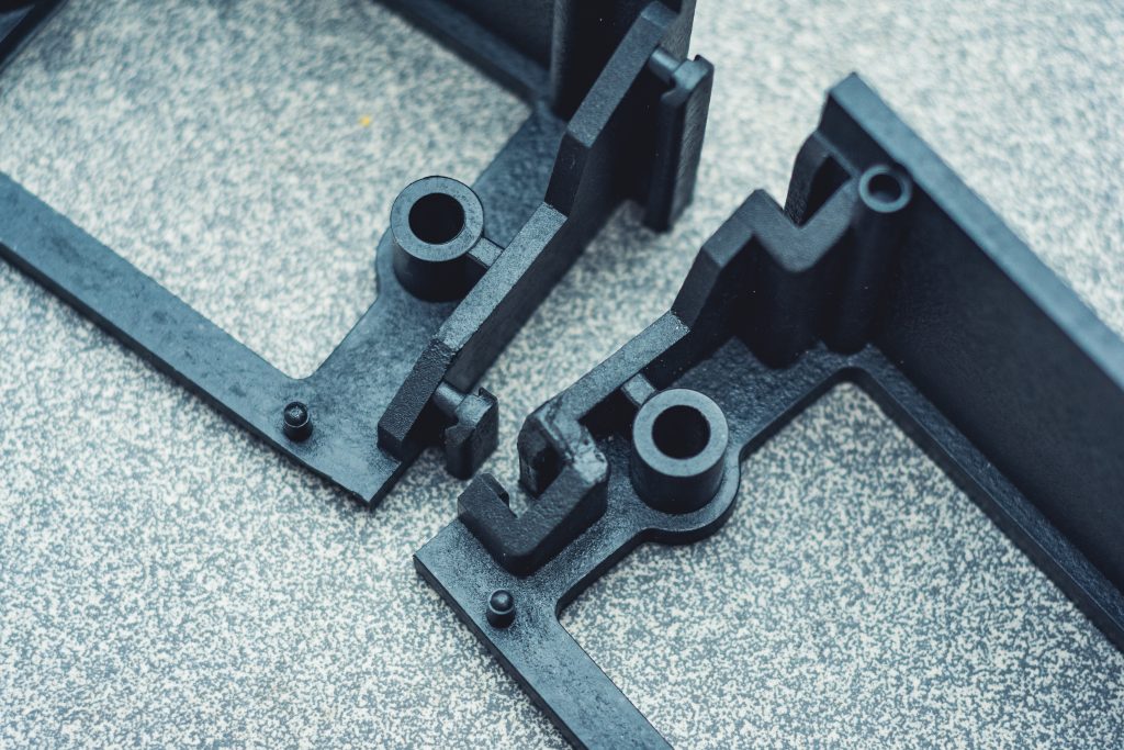 Plastični robniki za vrt